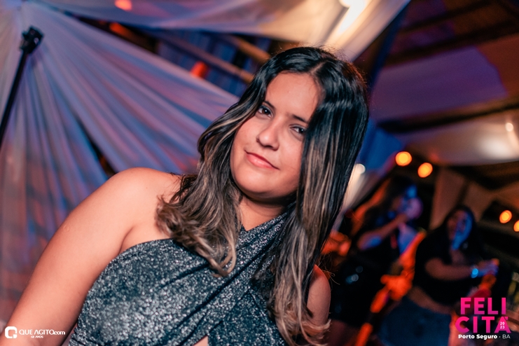 DSC_0172 Menos É Mais leva público ao delírio na última noite do Felicitá Porto Seguro 2023 55