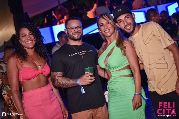 DSC_0194 Menos É Mais leva público ao delírio na última noite do Felicitá Porto Seguro 2023 61