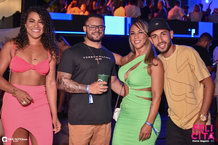 DSC_0196 Menos É Mais leva público ao delírio na última noite do Felicitá Porto Seguro 2023 62