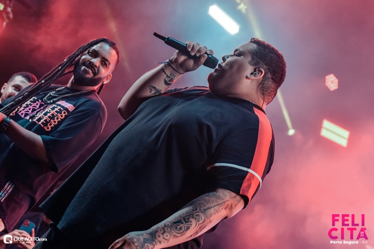 DSC_0210 Menos É Mais leva público ao delírio na última noite do Felicitá Porto Seguro 2023 67