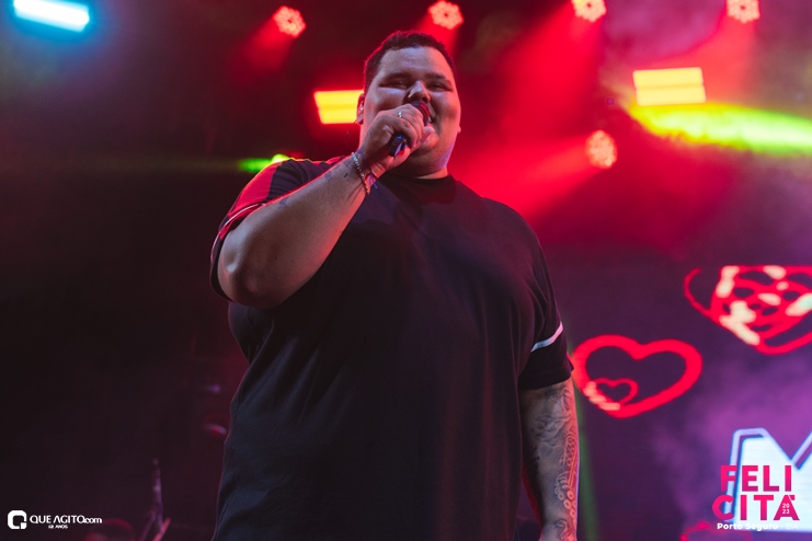 DSC_0217 Menos É Mais leva público ao delírio na última noite do Felicitá Porto Seguro 2023 72