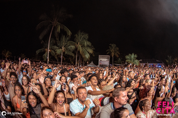 DSC_0228 Menos É Mais leva público ao delírio na última noite do Felicitá Porto Seguro 2023 78
