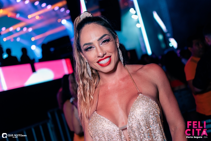 DSC_0246 Menos É Mais leva público ao delírio na última noite do Felicitá Porto Seguro 2023 90