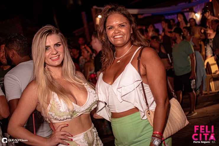 DSC_0258 Menos É Mais leva público ao delírio na última noite do Felicitá Porto Seguro 2023 93