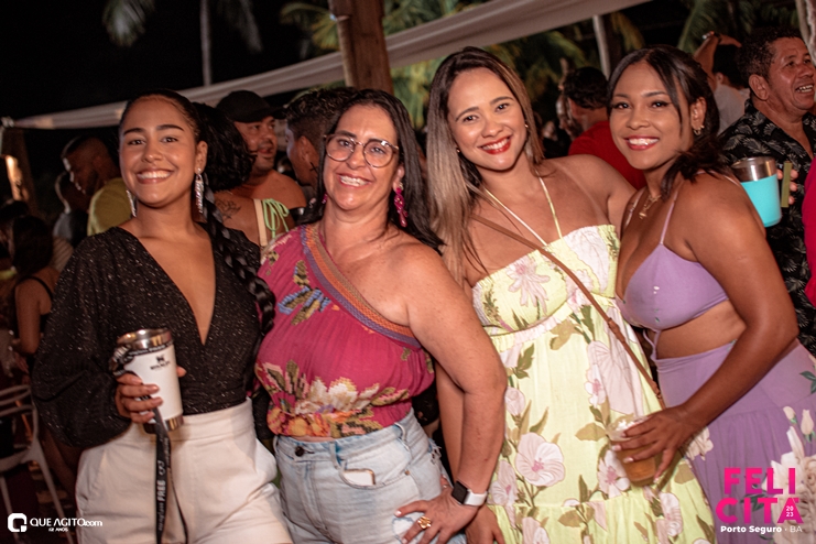 DSC_0294 Menos É Mais leva público ao delírio na última noite do Felicitá Porto Seguro 2023 112