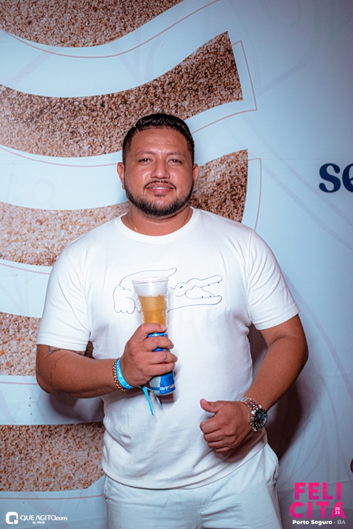 DSC_0313 Menos É Mais leva público ao delírio na última noite do Felicitá Porto Seguro 2023 257