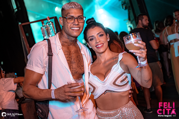 DSC_0340 Menos É Mais leva público ao delírio na última noite do Felicitá Porto Seguro 2023 131
