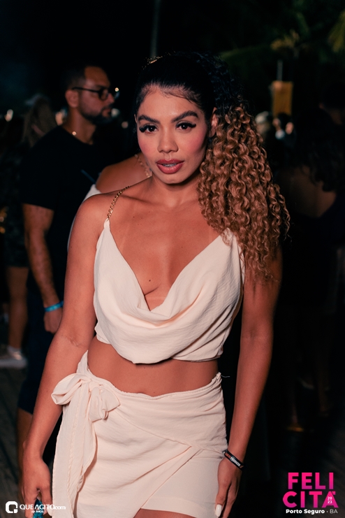 DSC_0353 Menos É Mais leva público ao delírio na última noite do Felicitá Porto Seguro 2023 268