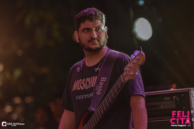DSC_0370 Menos É Mais leva público ao delírio na última noite do Felicitá Porto Seguro 2023 147