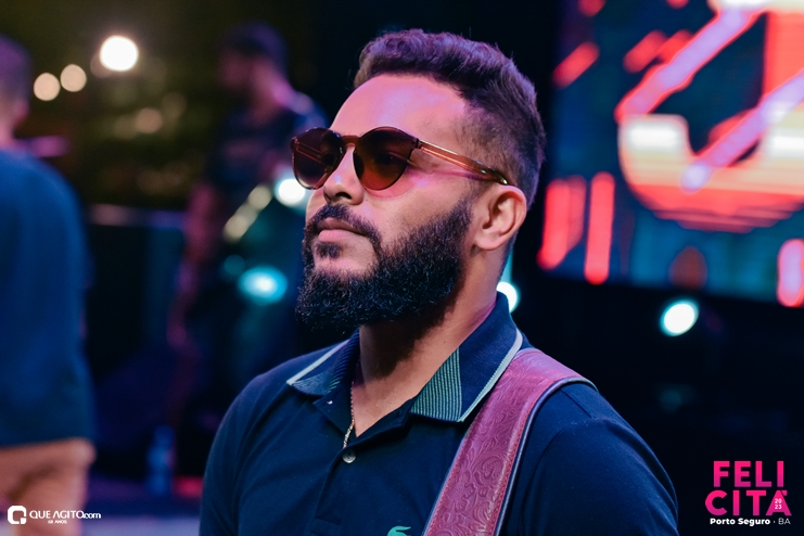 DSC_0375 Menos É Mais leva público ao delírio na última noite do Felicitá Porto Seguro 2023 152