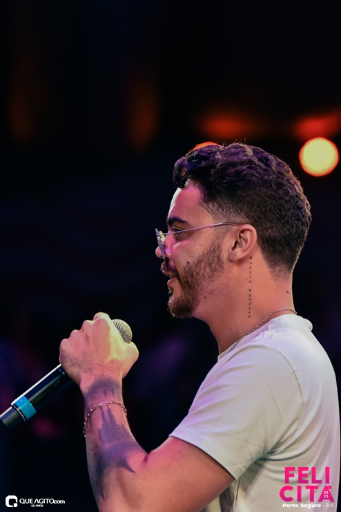 DSC_0389 Menos É Mais leva público ao delírio na última noite do Felicitá Porto Seguro 2023 277