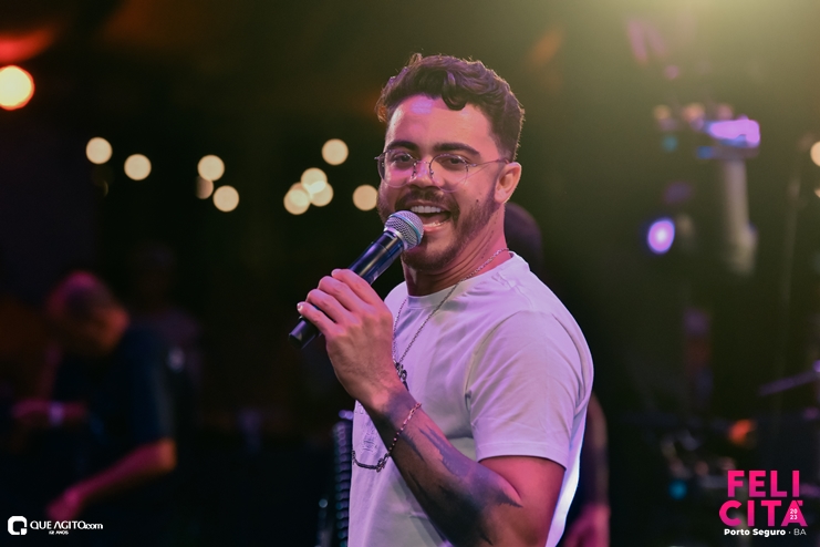 DSC_0398 Menos É Mais leva público ao delírio na última noite do Felicitá Porto Seguro 2023 158