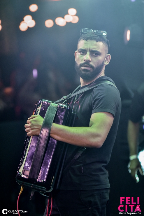 DSC_0406 Menos É Mais leva público ao delírio na última noite do Felicitá Porto Seguro 2023 282