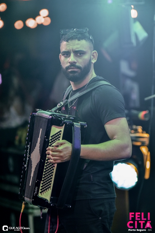DSC_0407 Menos É Mais leva público ao delírio na última noite do Felicitá Porto Seguro 2023 283