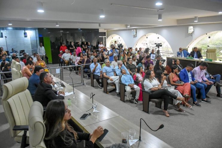 JÂNIO NATAL PARTICIPA DE POSSE DA NOVA MESA DIRETORA DA CÂMARA 19