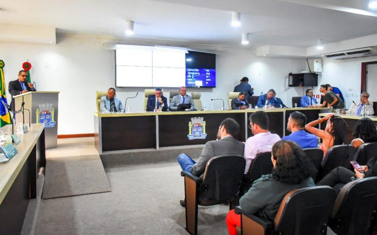 JÂNIO NATAL PARTICIPA DE POSSE DA NOVA MESA DIRETORA DA CÂMARA 15