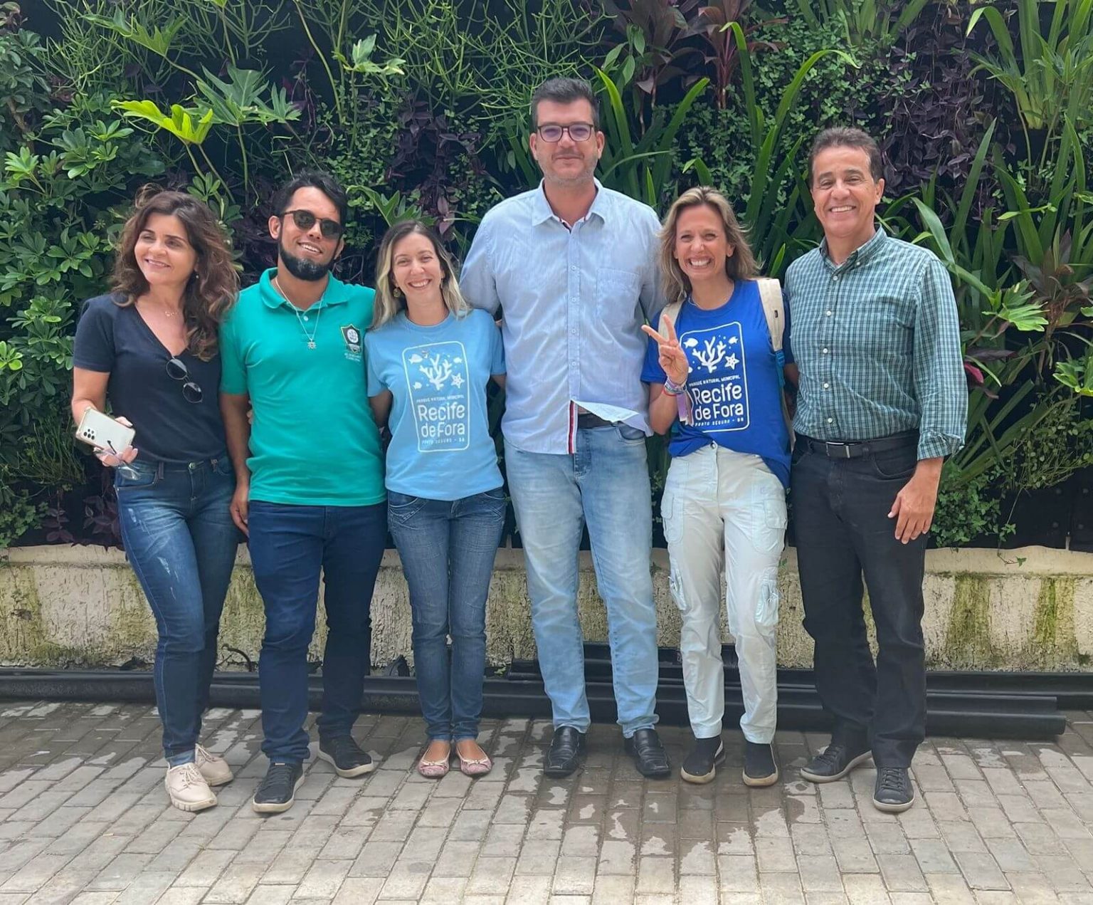 Secretaria Municipal de Meio Ambiente e Luisa Mell unem forças pela causa animal em Caraíva 7