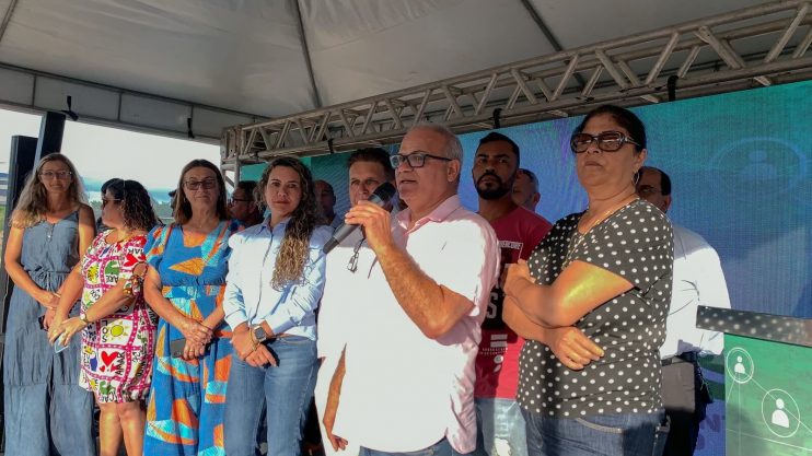 Prefeita Cordélia Torres assina ordem de serviço para construção da moderna Escola Modelo do Dinah Borges 11