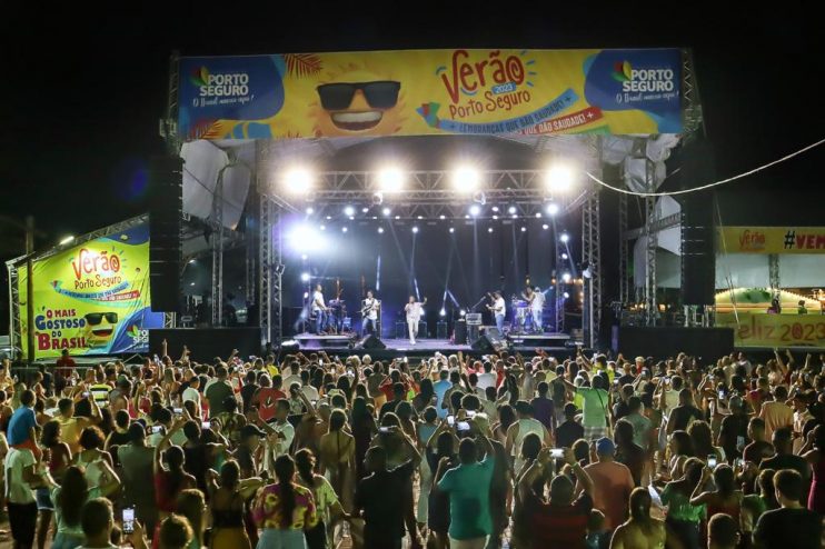 LOTADA! - ARAKETU FAZ GRANDE SHOW NA PASSARELA DA CULTURA 17