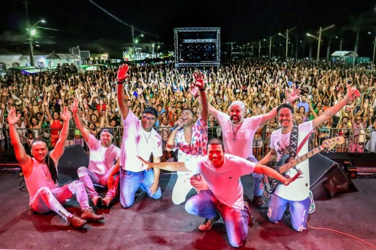 LOTADA! - ARAKETU FAZ GRANDE SHOW NA PASSARELA DA CULTURA 35