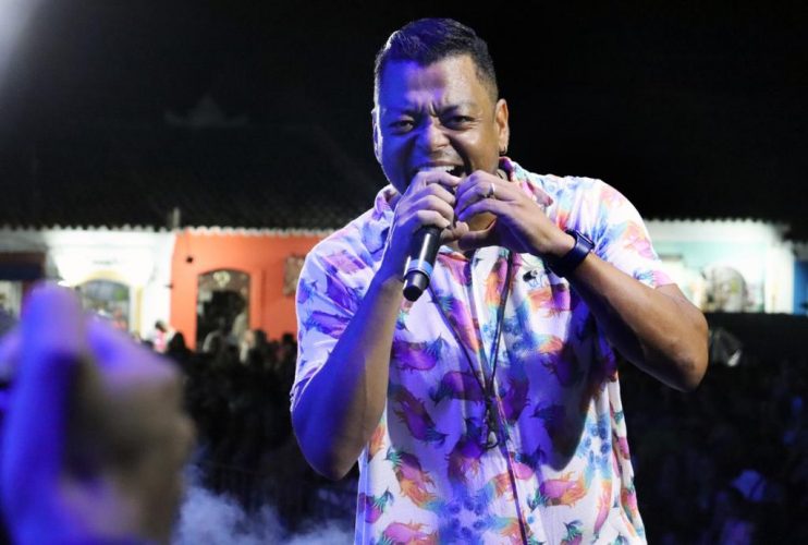 LOTADA! - ARAKETU FAZ GRANDE SHOW NA PASSARELA DA CULTURA 42