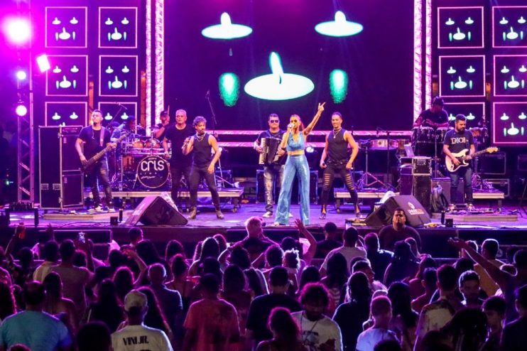 LOTADA! - ARAKETU FAZ GRANDE SHOW NA PASSARELA DA CULTURA 11