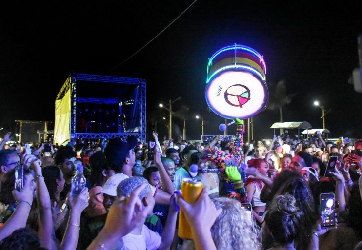 TAMBORES DA BANDA OLODUM ARRASTA MULTIDÃO NA PASSARELA DA CULTURA 18