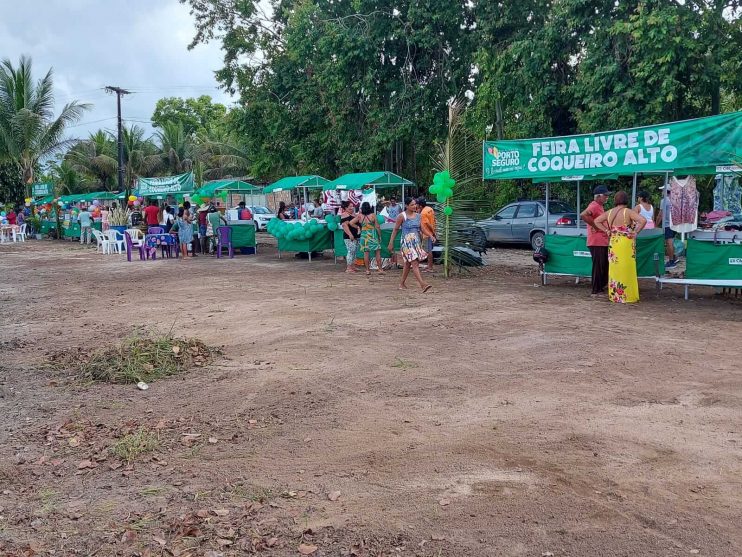 EM COQUEIRO ALTO, FEIRA REGULAR DOS PEQUENOS PRODUTORES 13