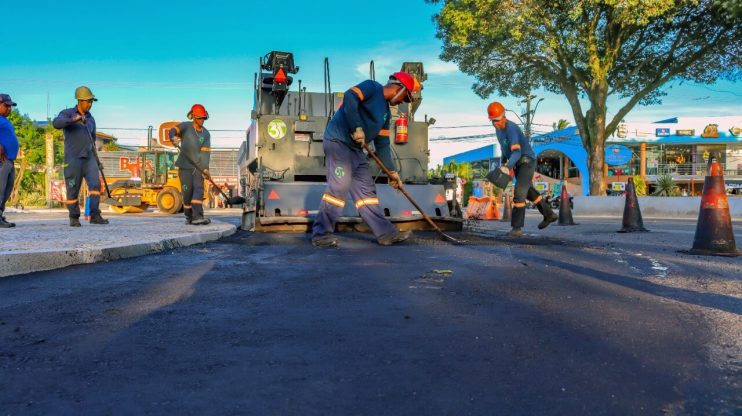 Obras do Trevo do Cabral recebem camada asfáltica 13