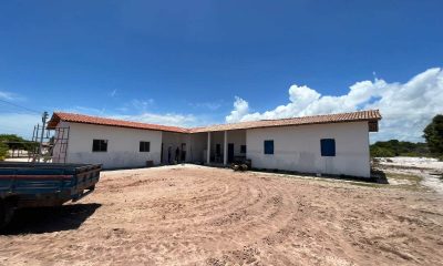 Obras avançam nas escolas municipais de Caraíva e Xandó 40