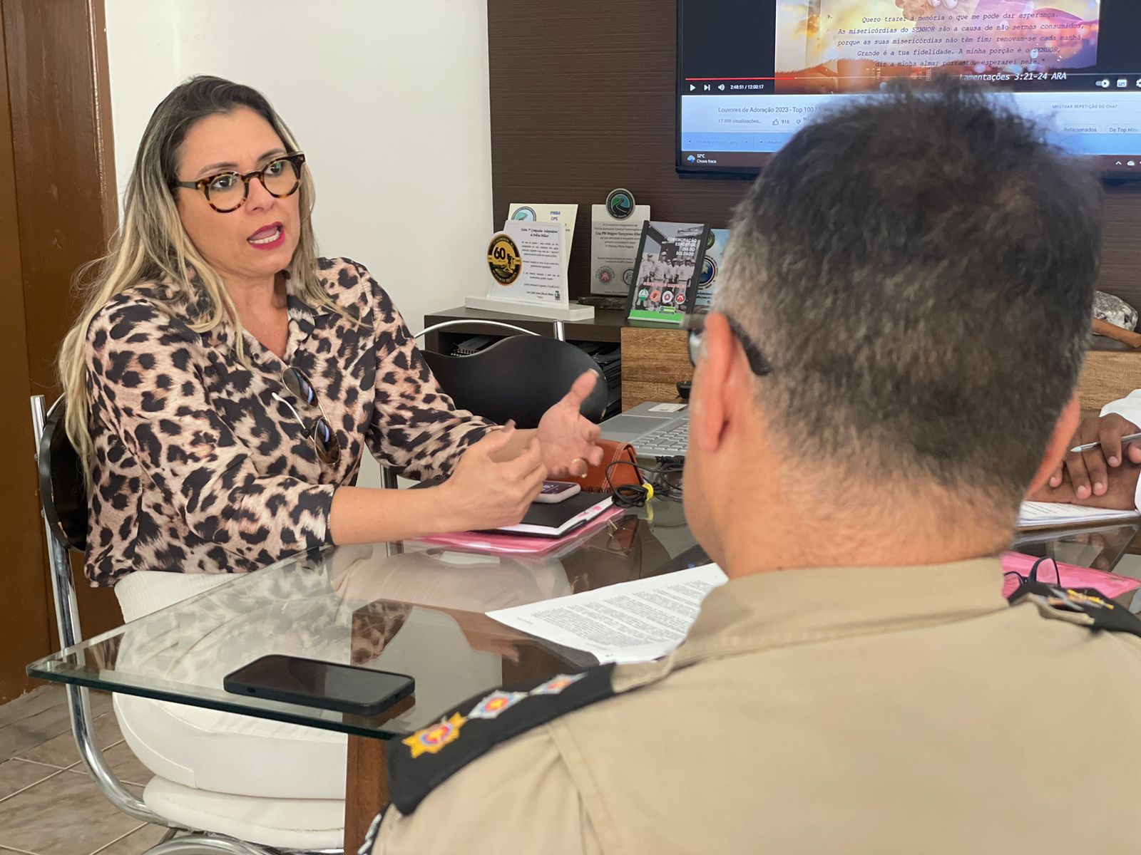 Assistência Social de Eunápolis e Polícia Militar se reúnem para discutir apoio às pessoas em situação de rua 25
