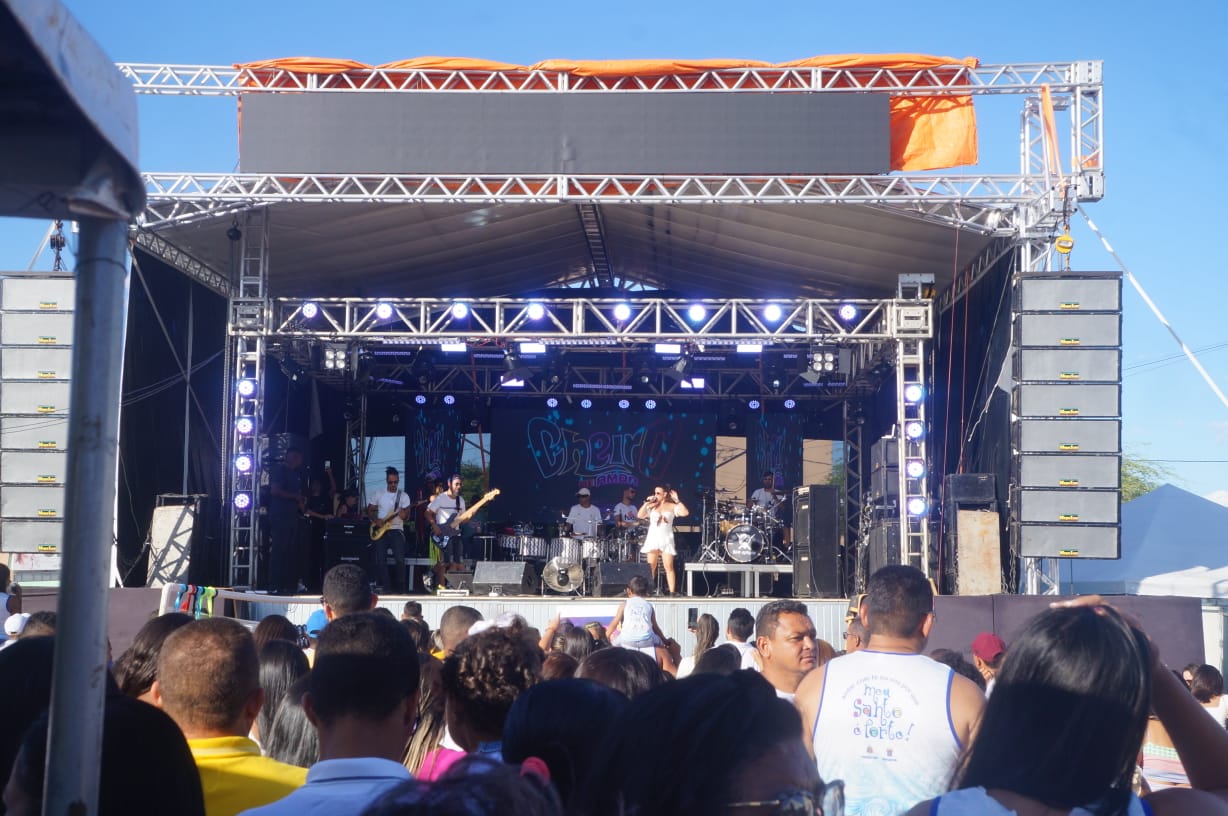 Cheiro de Amor agita foliões nos Festejos do Senhor do Bonfim em Chorrochó 6