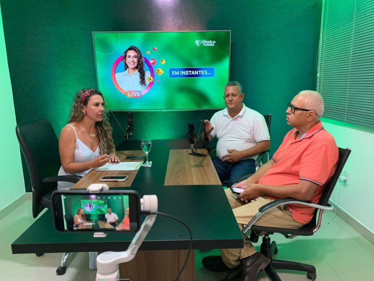 Prefeita Cordélia Torres detalha primeiras ações da gestão municipal de 2023 durante transmissão ao vivo 31