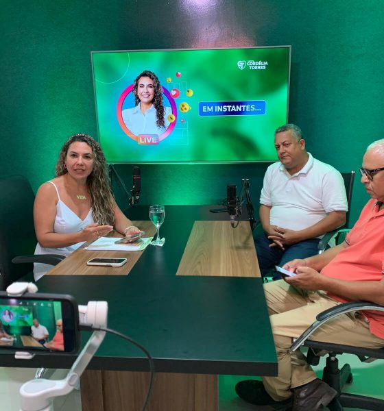 Prefeita Cordélia Torres detalha primeiras ações da gestão municipal de 2023 durante transmissão ao vivo 16
