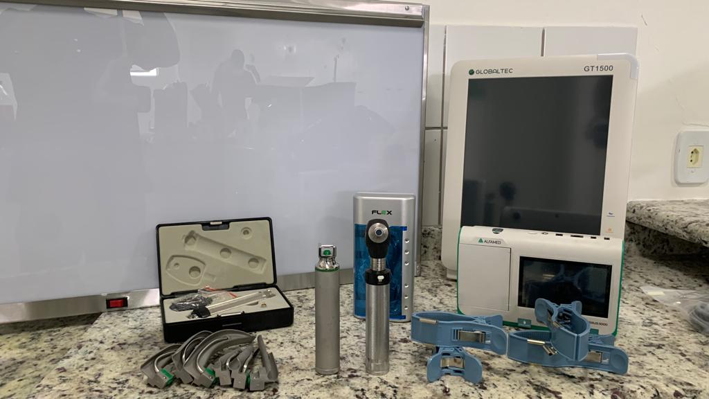 Prefeitura de Eunápolis investe em novos equipamentos e mobiliário para o Hospital Regional 68