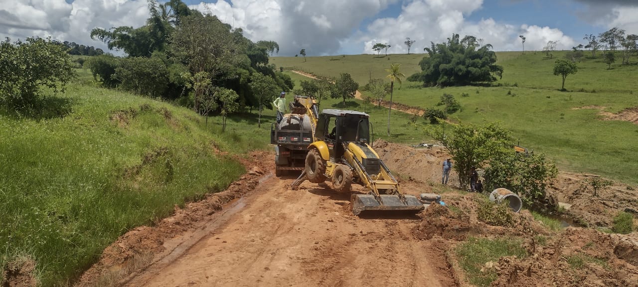 Recuperação de estradas rurais seguem em ritmo acelerado em Eunápolis 26