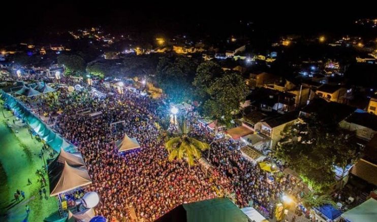 Com grandes atrações, primeira noite do Carnaval de Itacaré bate recorde de público 5