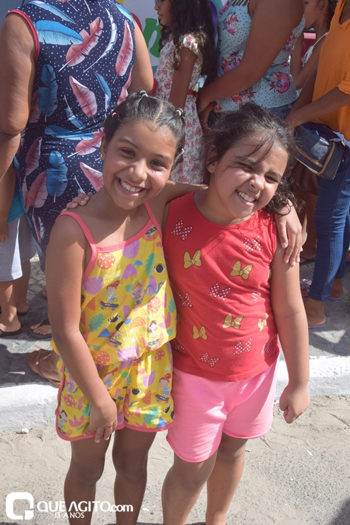 "Rua da Alegria" atrai centenas de famílias para diversão na Avenida Porto Seguro 28