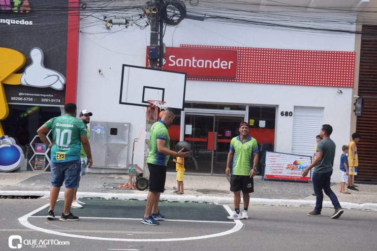 "Rua da Alegria" atrai centenas de famílias para diversão na Avenida Porto Seguro 75