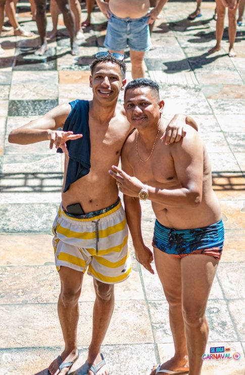 Klebinho Menezes anima Festa da Espuma no primeiro dia do Se Joga no Carnaval Toa Toa 2023 14