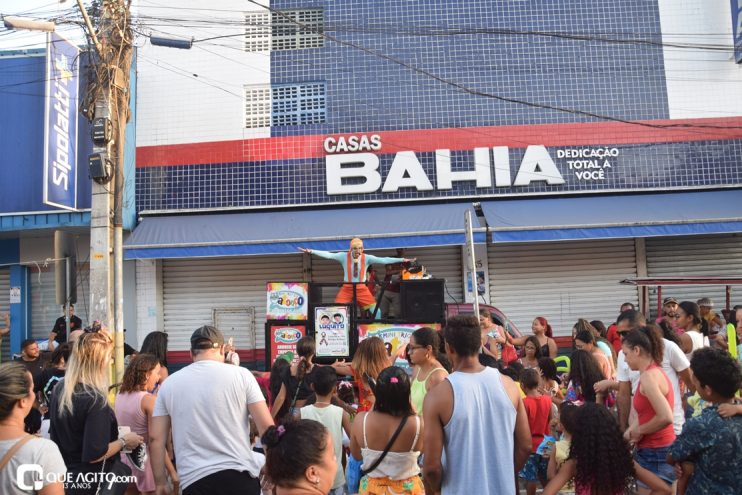 "Rua da Alegria" atrai centenas de famílias para diversão na Avenida Porto Seguro 124