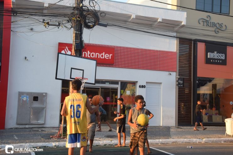 "Rua da Alegria" atrai centenas de famílias para diversão na Avenida Porto Seguro 126