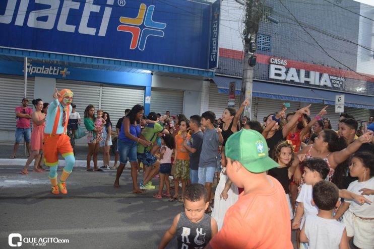 "Rua da Alegria" atrai centenas de famílias para diversão na Avenida Porto Seguro 141