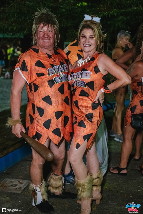 Os Flintstones invadem o Carnaval de Porto Seguro com o Bloco Adão e Eva 89