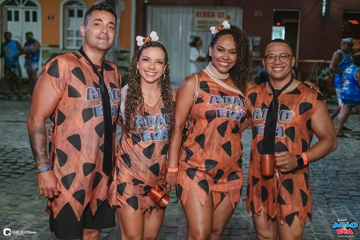 Os Flintstones invadem o Carnaval de Porto Seguro com o Bloco Adão e Eva 125