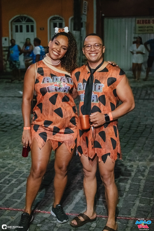 Os Flintstones invadem o Carnaval de Porto Seguro com o Bloco Adão e Eva 130