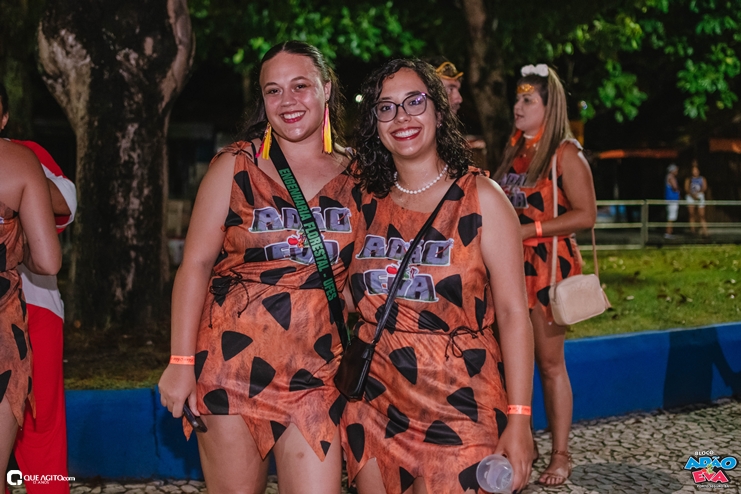 Os Flintstones invadem o Carnaval de Porto Seguro com o Bloco Adão e Eva 155