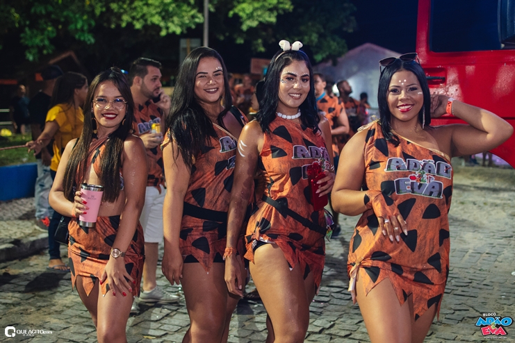 Os Flintstones invadem o Carnaval de Porto Seguro com o Bloco Adão e Eva 178
