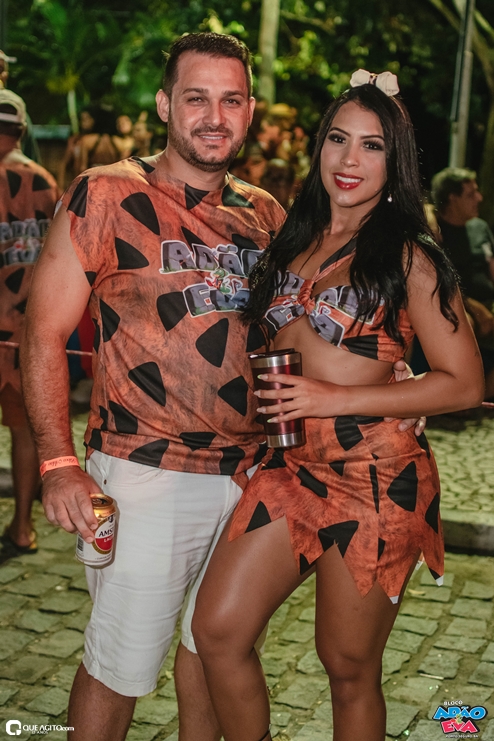 Os Flintstones invadem o Carnaval de Porto Seguro com o Bloco Adão e Eva 185