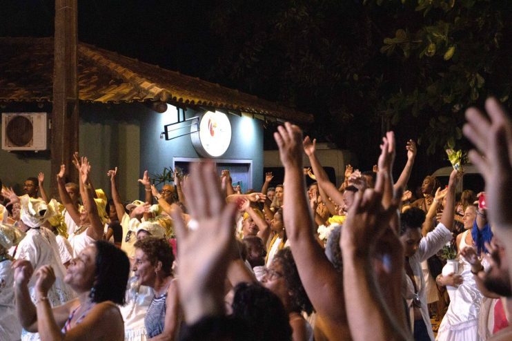 FESTA DE IEMANJÁ NO ARRAIAL D*AJUDA: UM SUCESSO DE TRADIÇÃO E FÉ 15